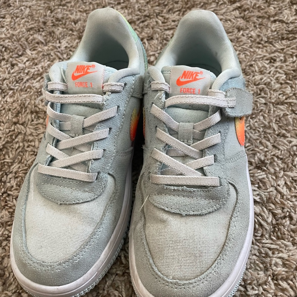 Nike Kids Sneakers - Light Gray and Orange